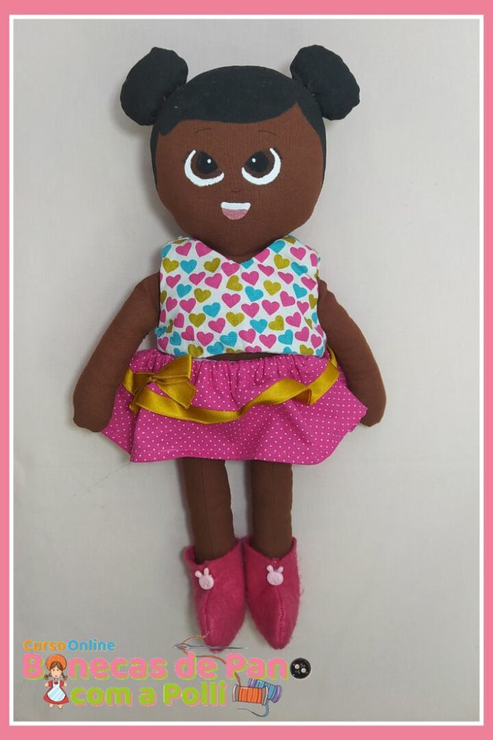 Curso de Bonecas de Pano com a Polli - Blusinha e Sainha2